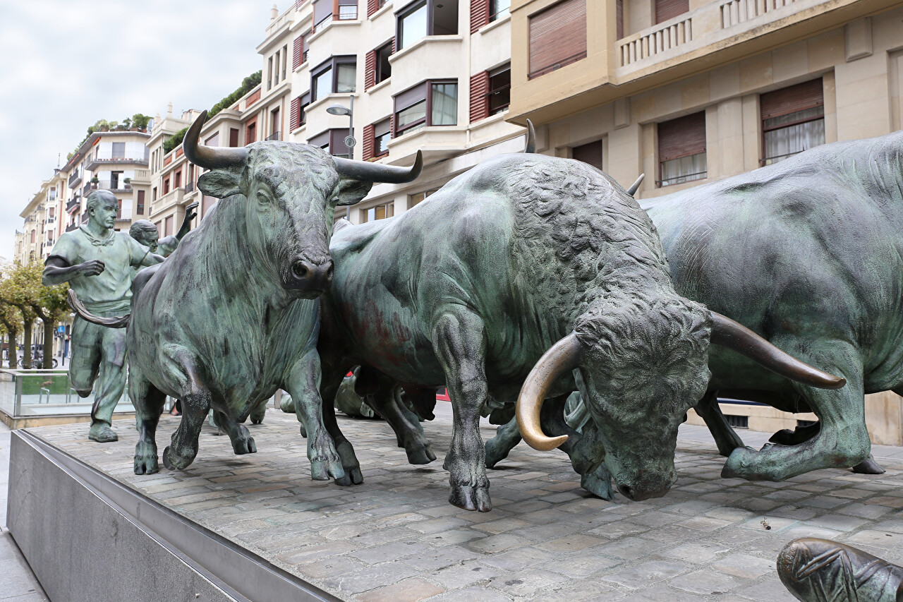 Encierro Monument, Pamplona