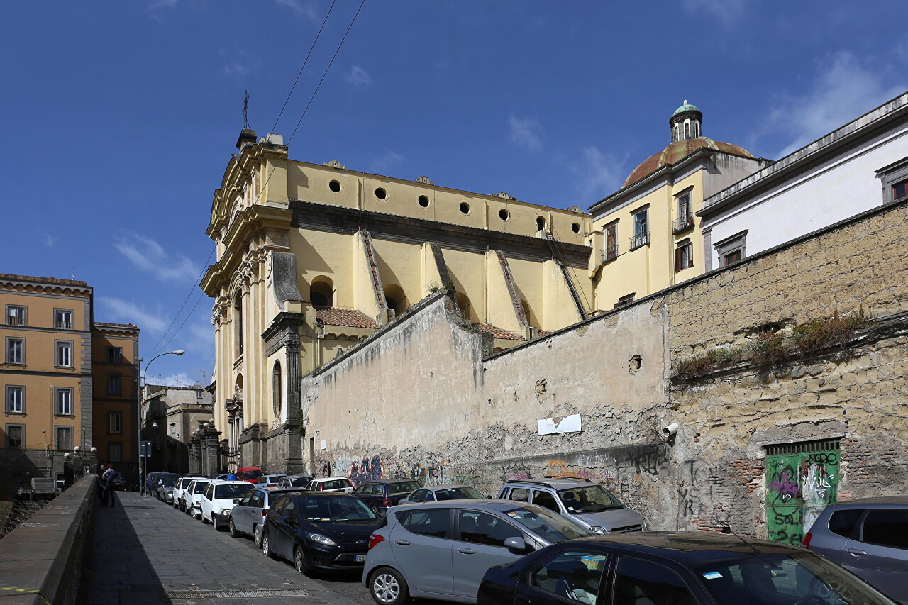 Church of saints Severino and Sossio