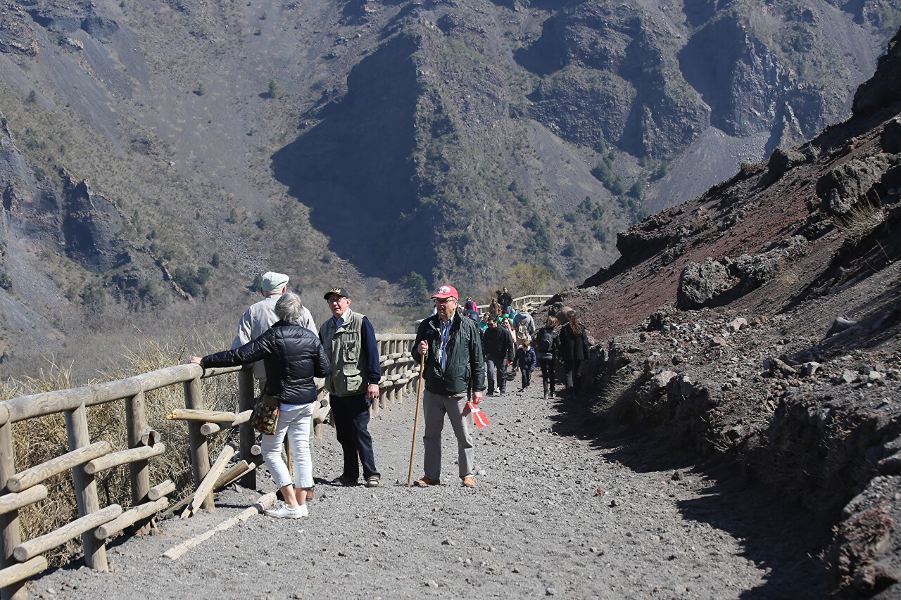 Climbing to the crater of Vesuvius