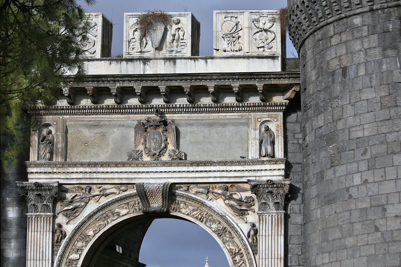 Porta Capuana