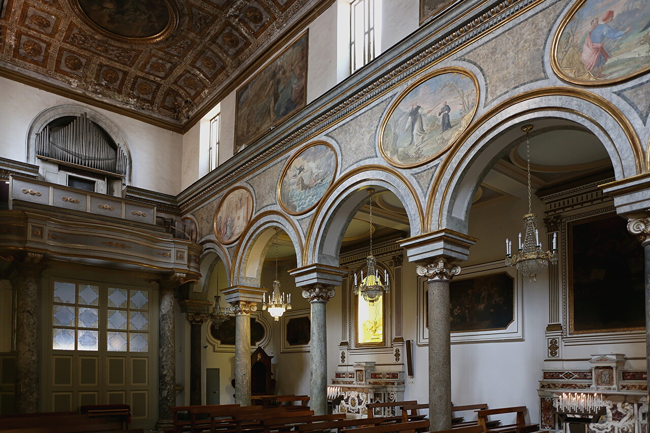  Sorrento. Basilica di Sant'Antonino