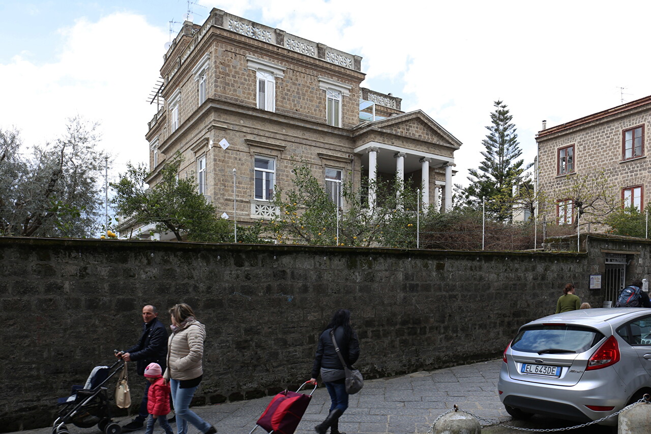 Via Sopra le Mura, Sorrento