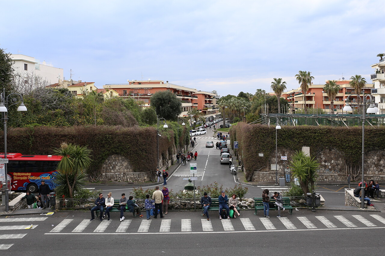 Sorrento Train Station