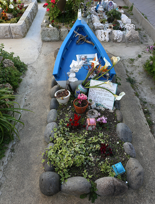 Кладбище в Сант-Анджело, Искья