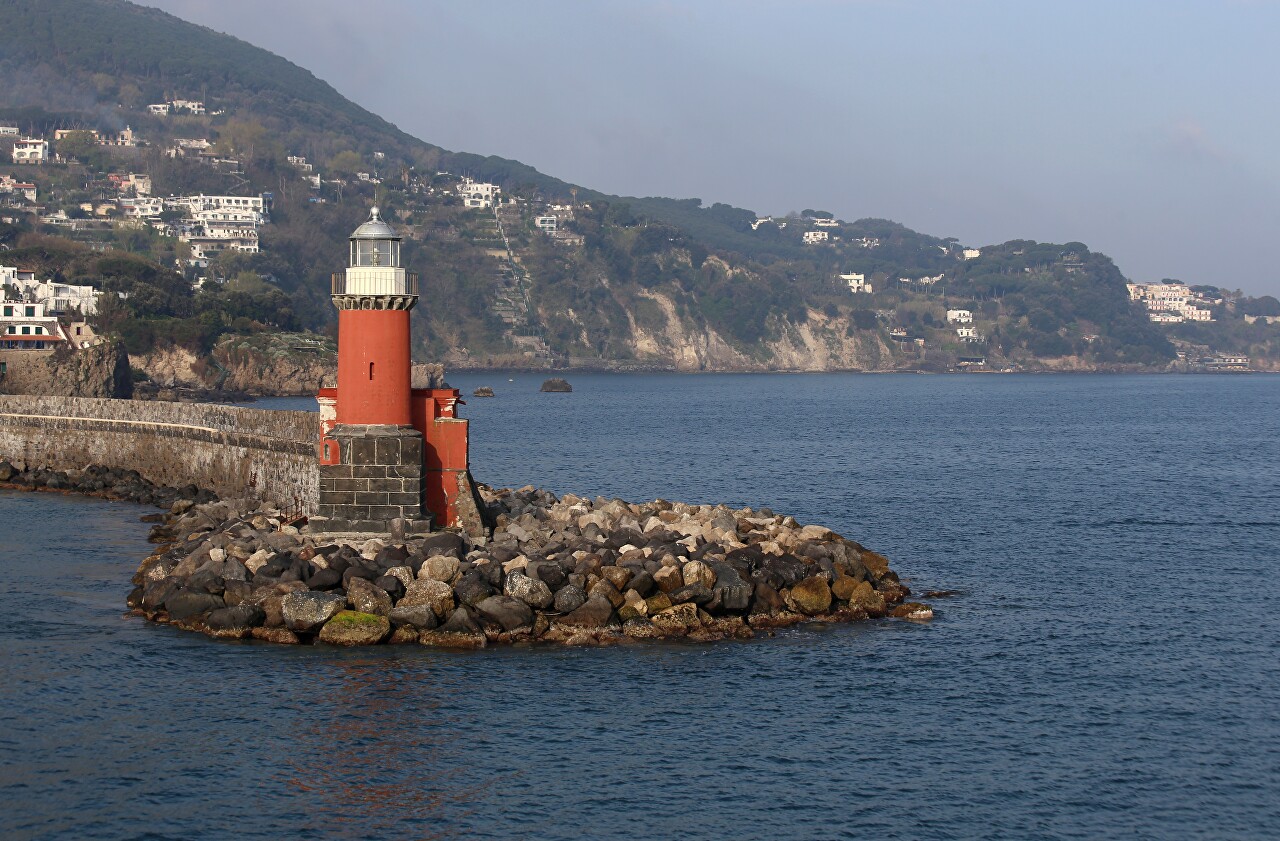 Faro di Ischia Porto