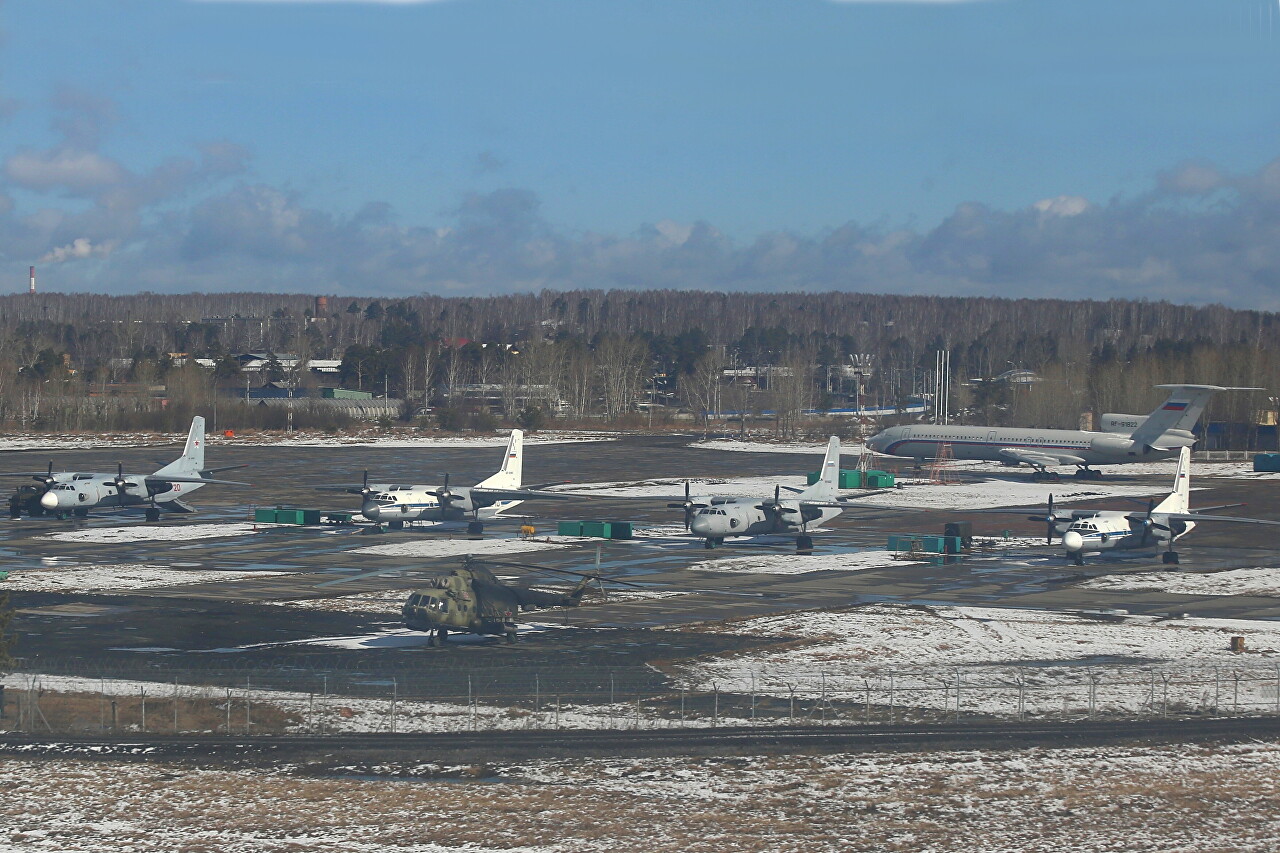 Yekaterinburg-Koltsovo airport military area. Antonov An-24 and An-26
