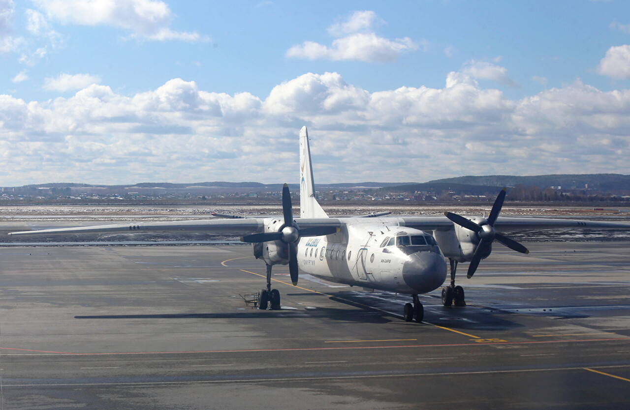 Аэропорт Коьцовао. Ан-24