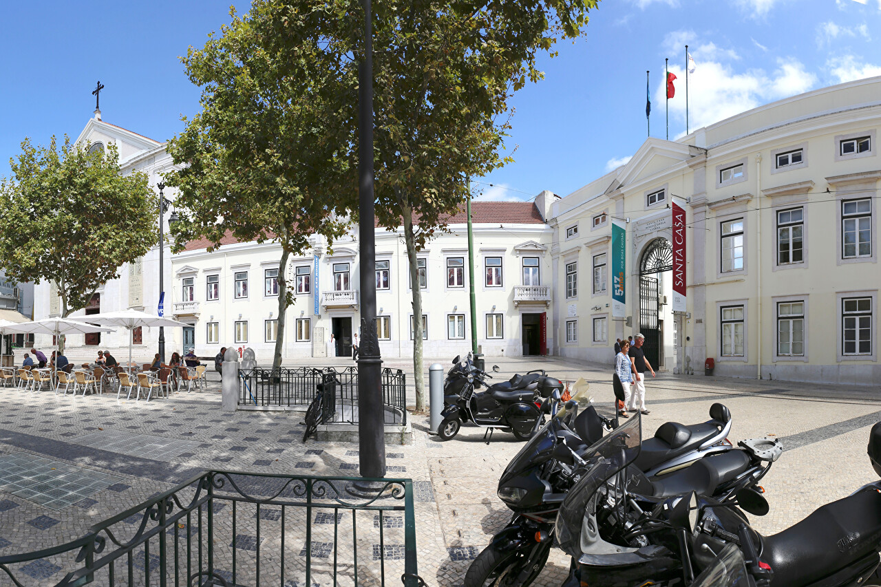 Largo Trindade Coelho, Lisbon
