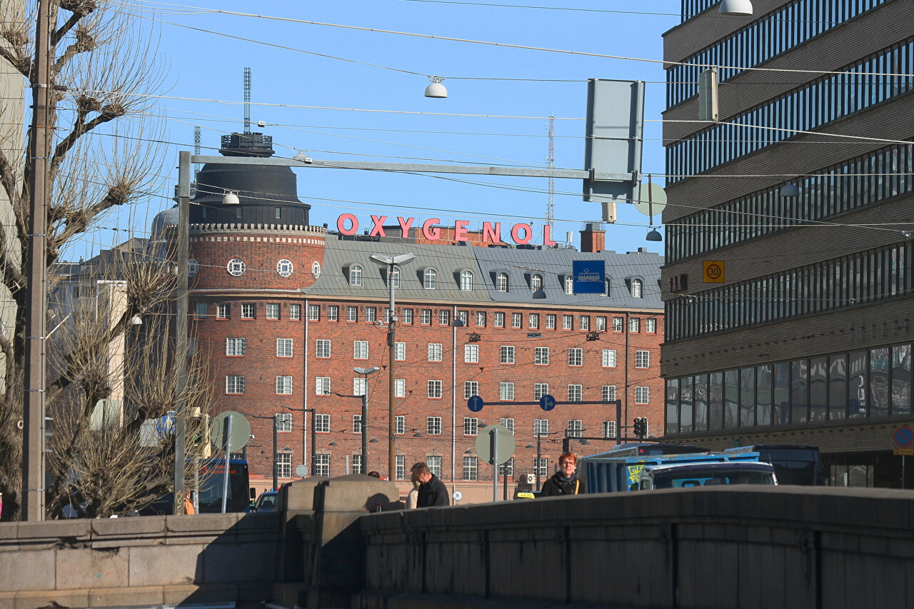 Pitkäsilta Bridge, Helsinki