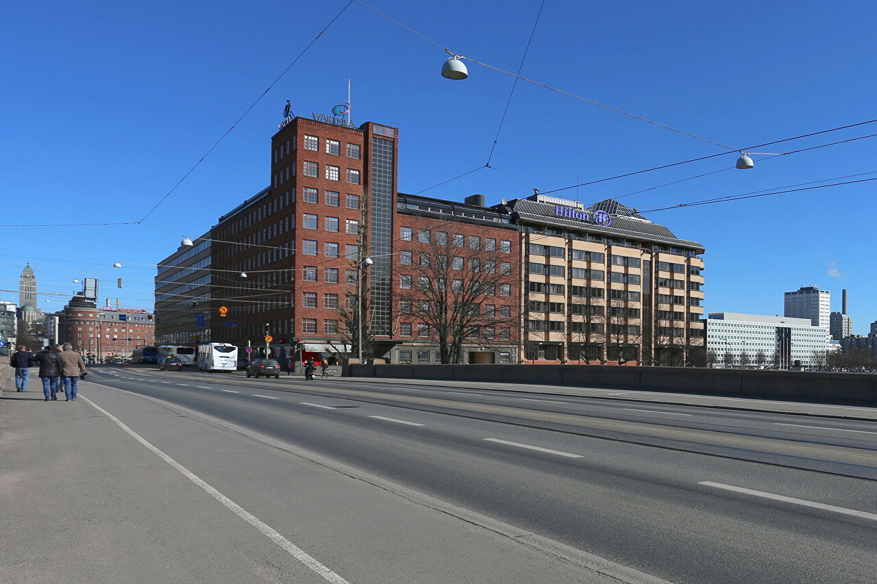 Pitkäsilta Bridge, Helsinki