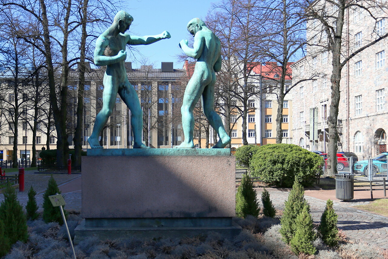 Скульптура Боксеры, Хельсинки