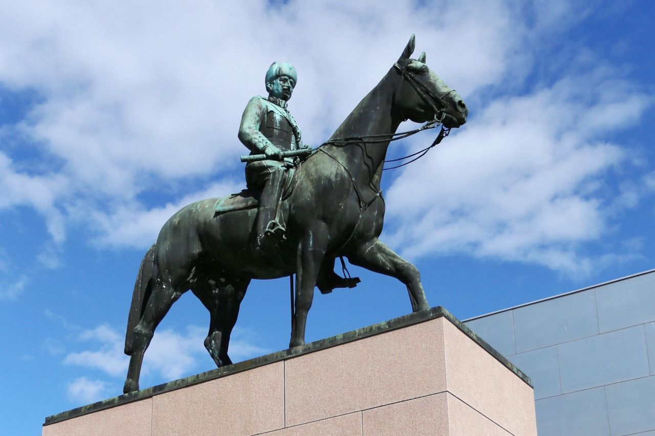 Monument to Marshal Mannerheim, Helsinki