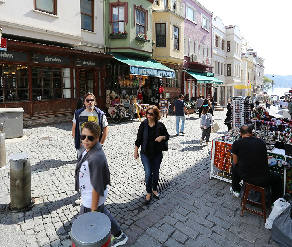 Улица Вапур Искелеси, Стамбул