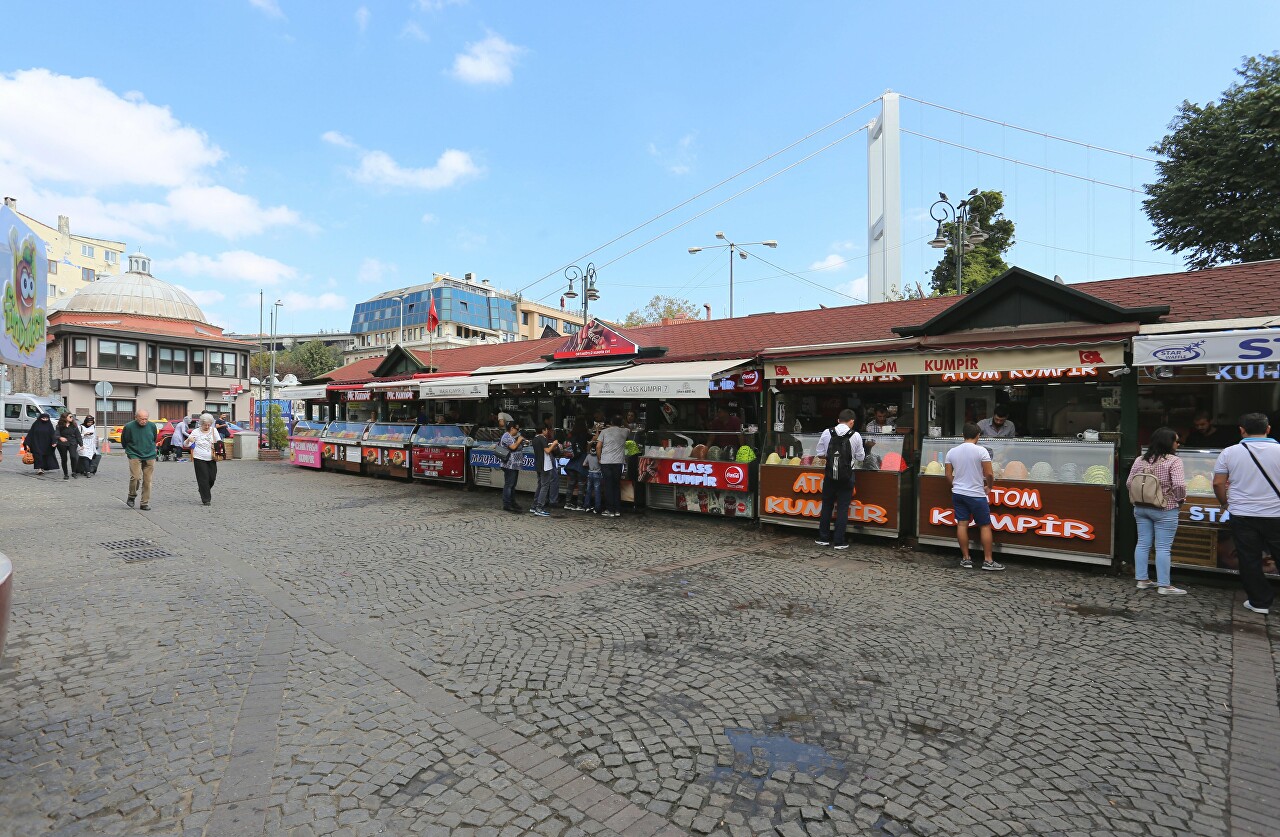 Ortaköy flea market