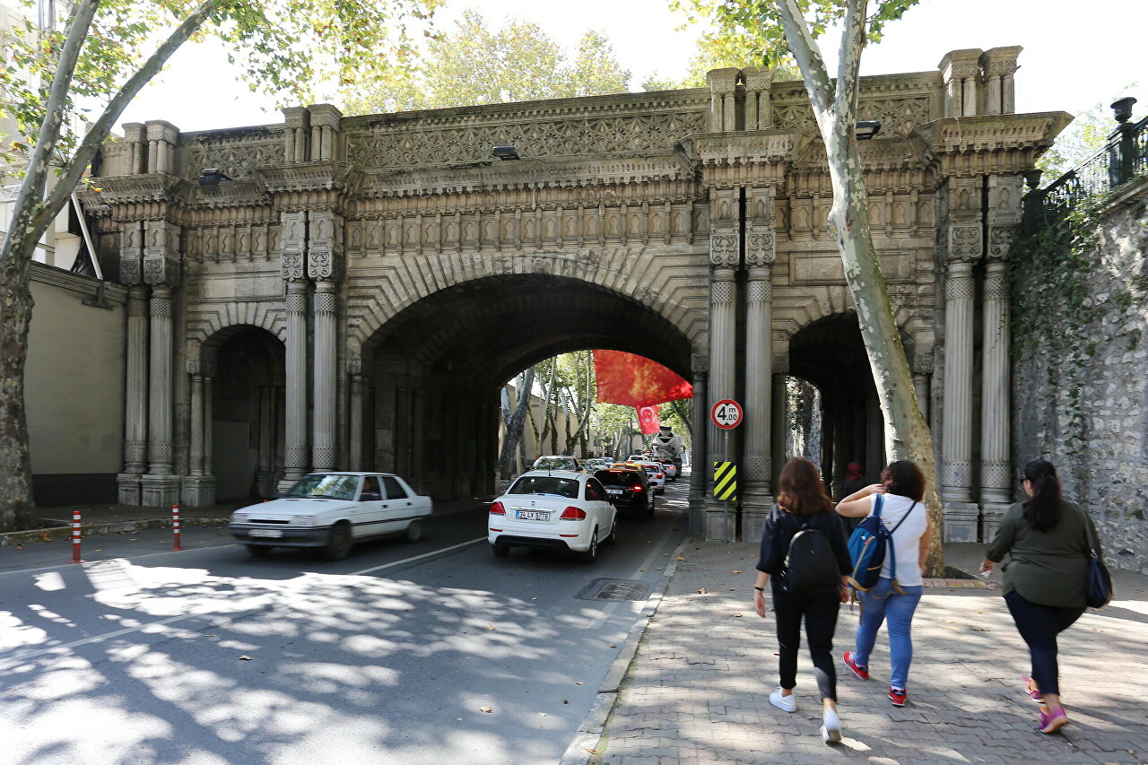 Çırağan Bridge, Istanbul