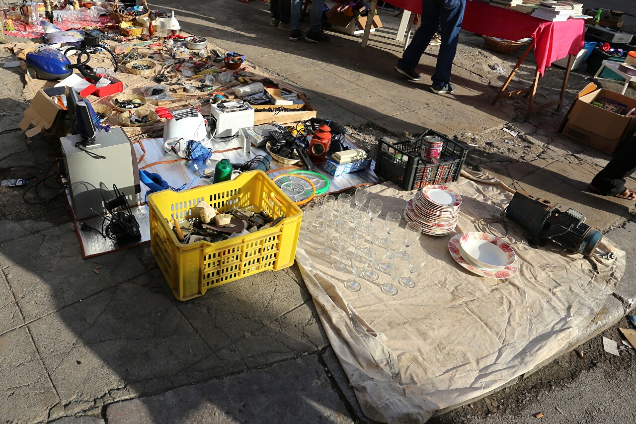 Giovanni Grasso Flea Market, Palermo