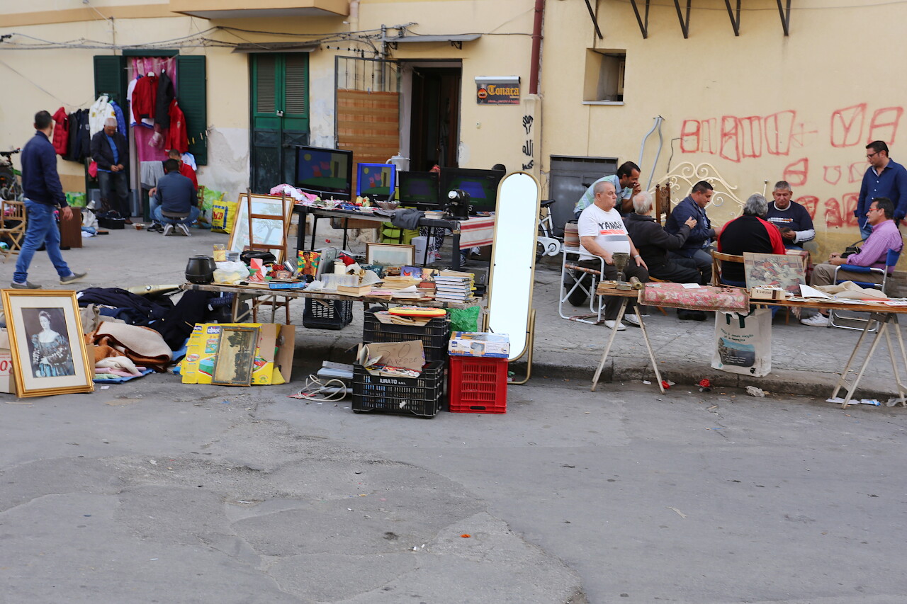 Giovanni Grasso Flea Market, Palermo