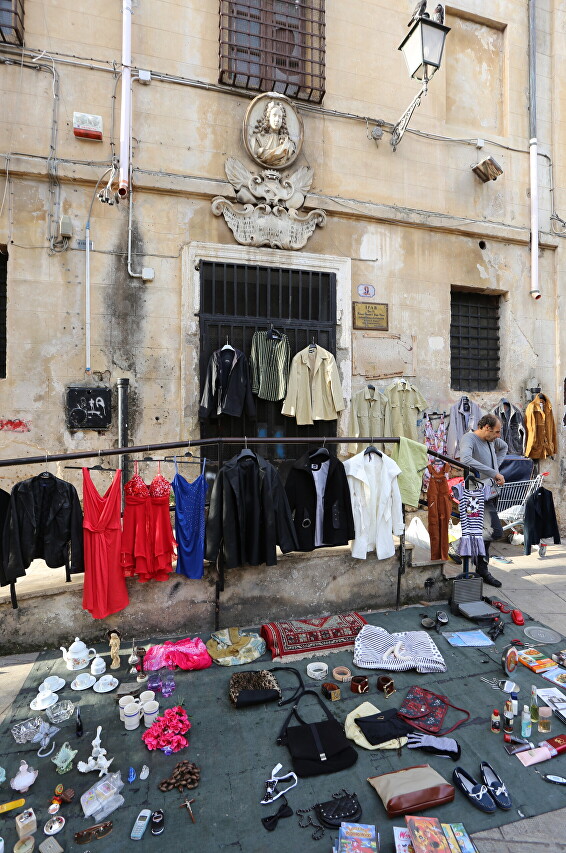 Giovanni Grasso Flea Market, Palermo