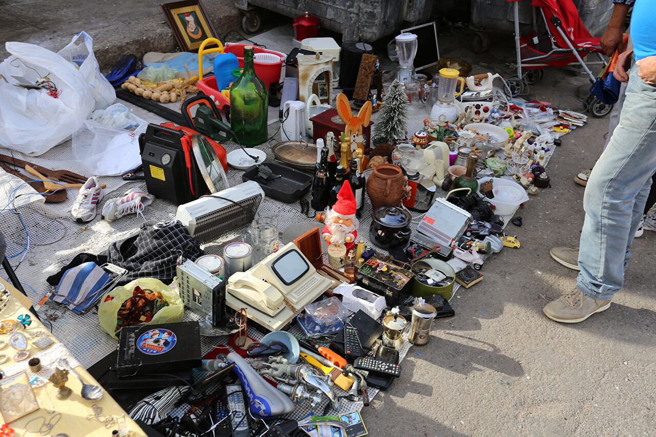 Giovanni Grasso Flea Market, Palermo