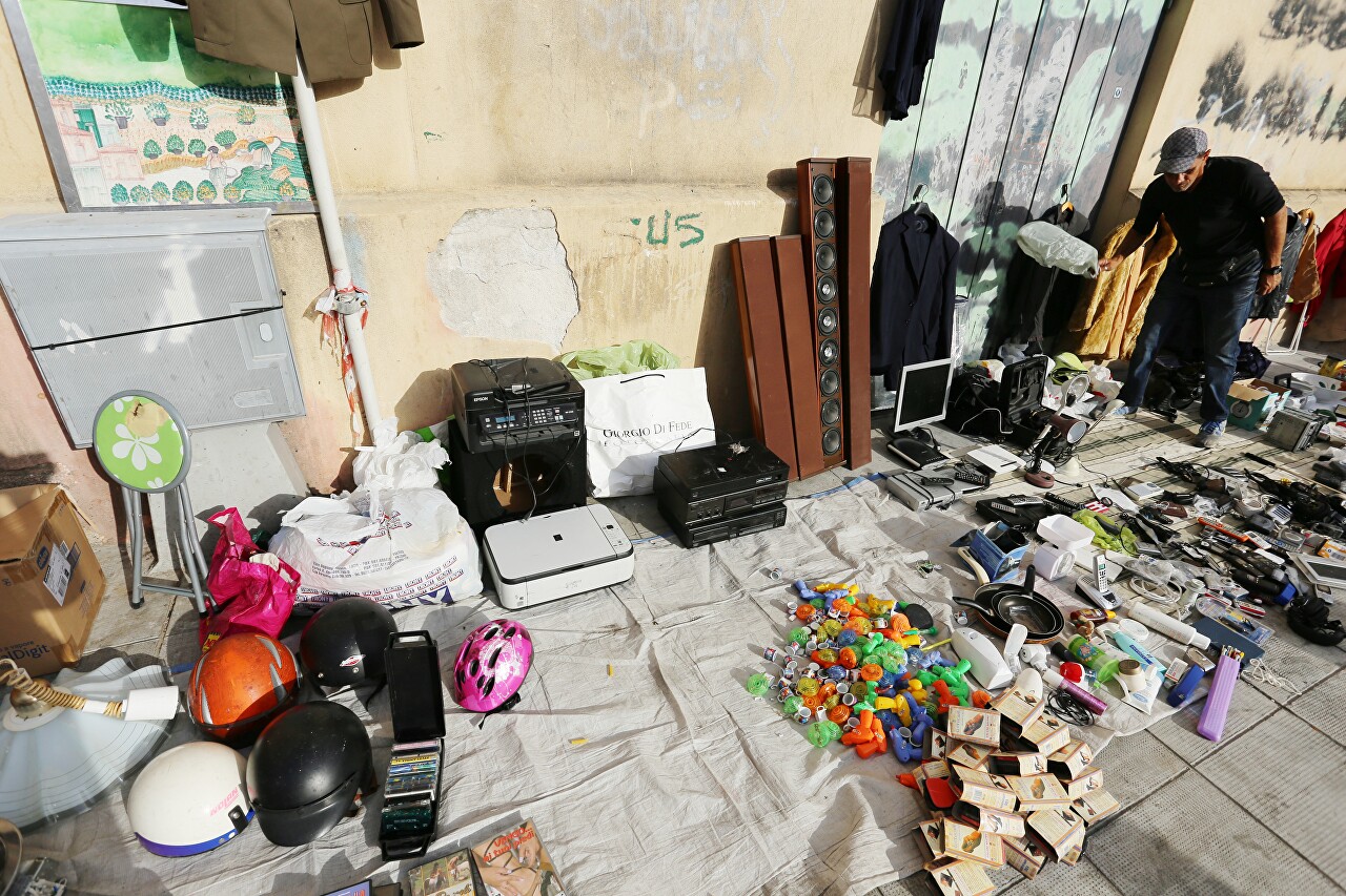 Giovanni Grasso Flea Market, Palermo