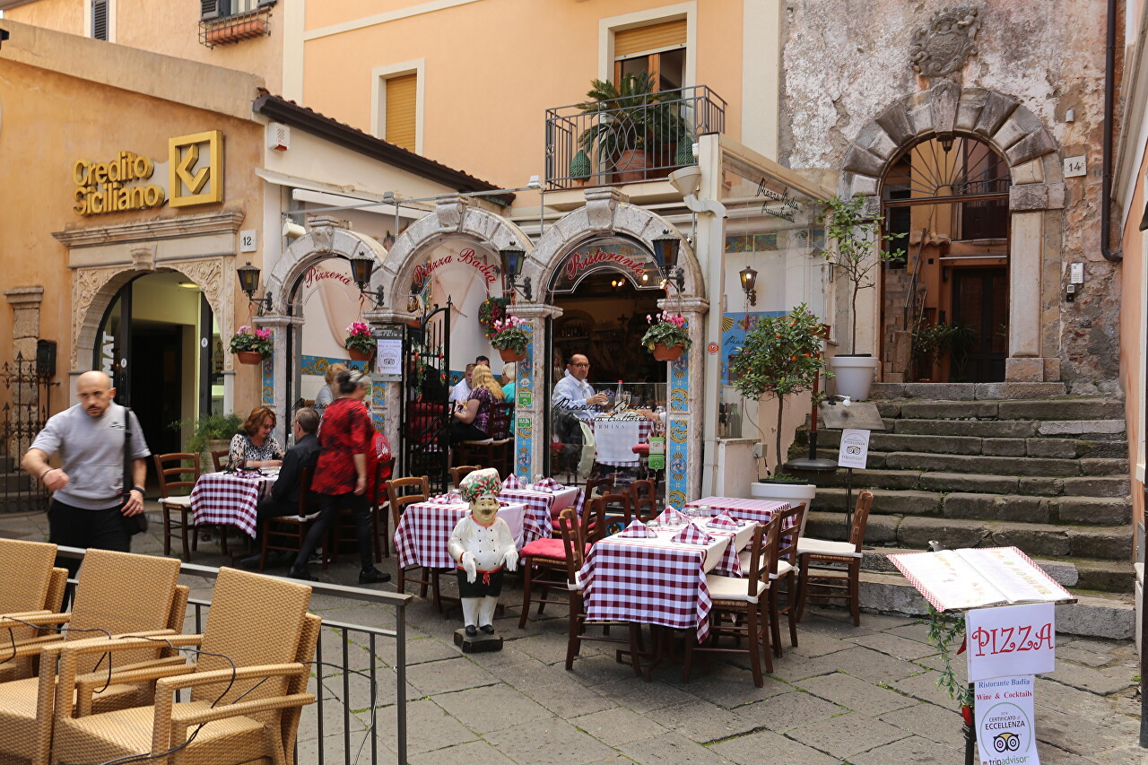 Corso Umberto I, Taormina