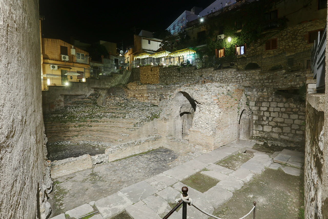 Night Taormina