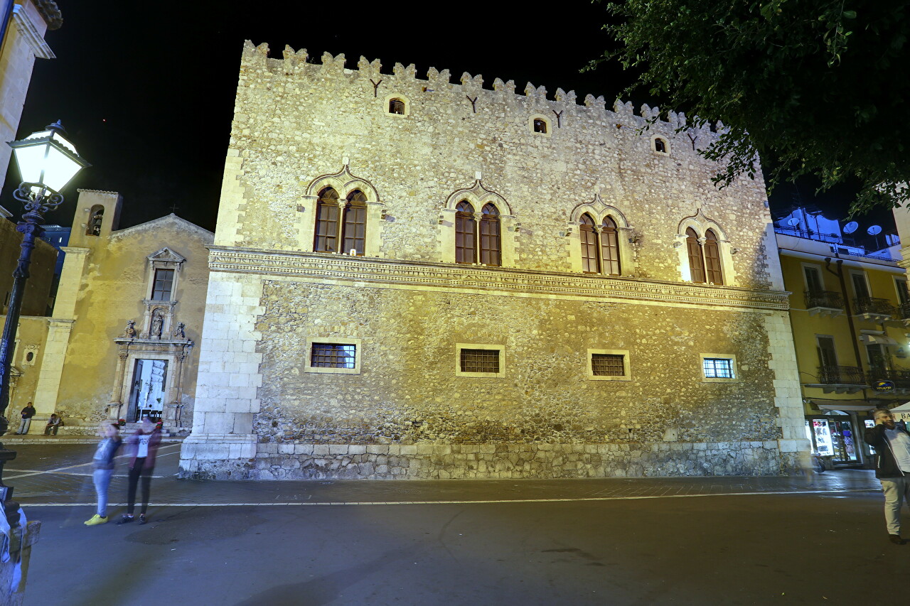 Night Taormina