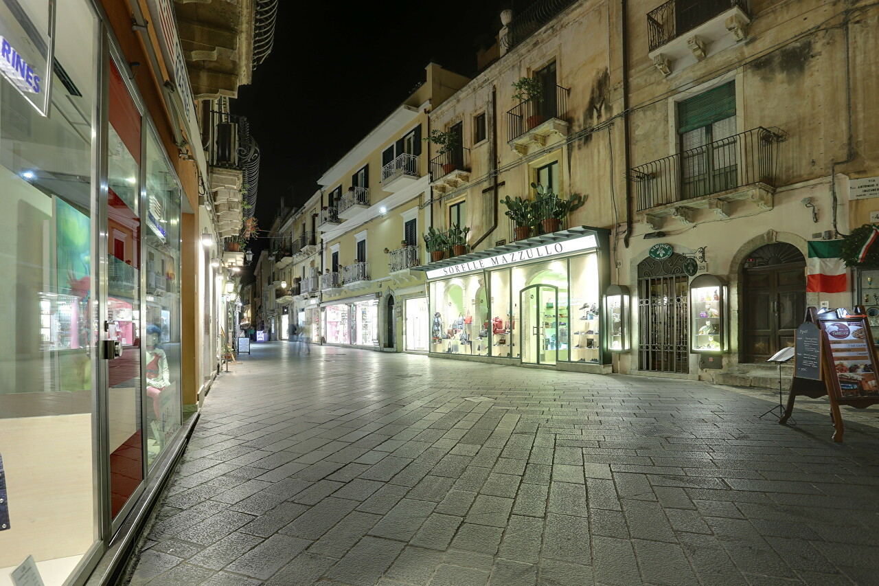 Night Taormina