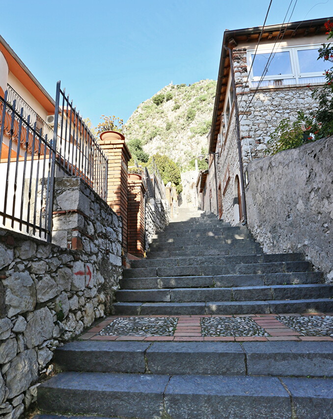 Way of the Cross, Taormina