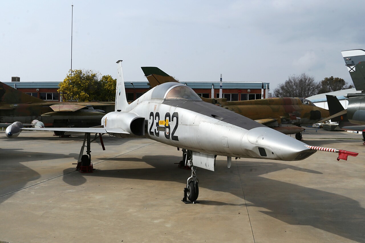 Photo reconnaissance aircraft RF-5A (CR. 9 / AR.9), Madrid