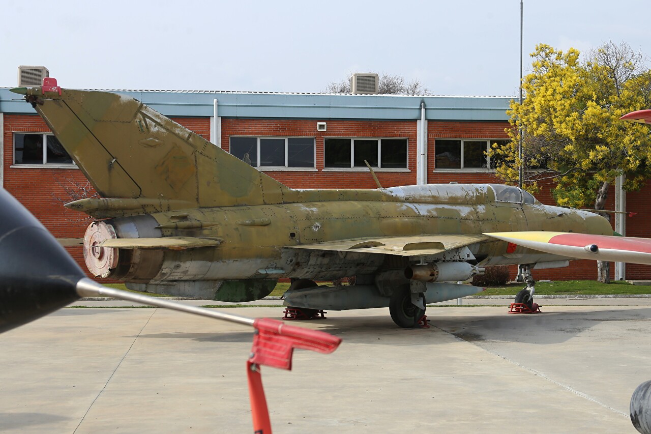 MiG-21MF fighter