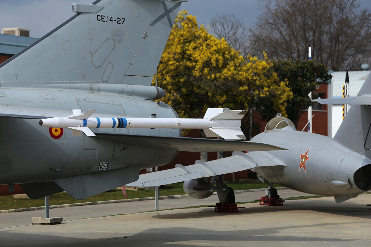 Учебно-боевой истребитель Мираж F-1B, Мадрид