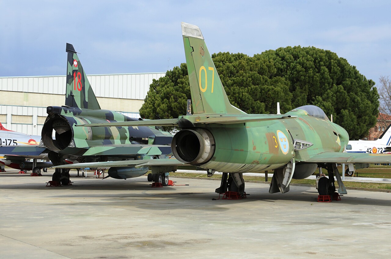 SAAB J-32 Lansen, Madrid