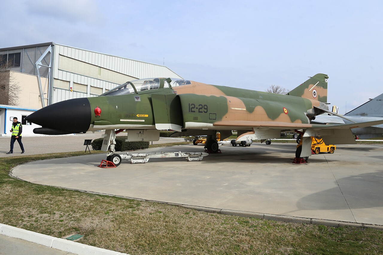 F-4C Phantom II fighter-bomber, Madrid