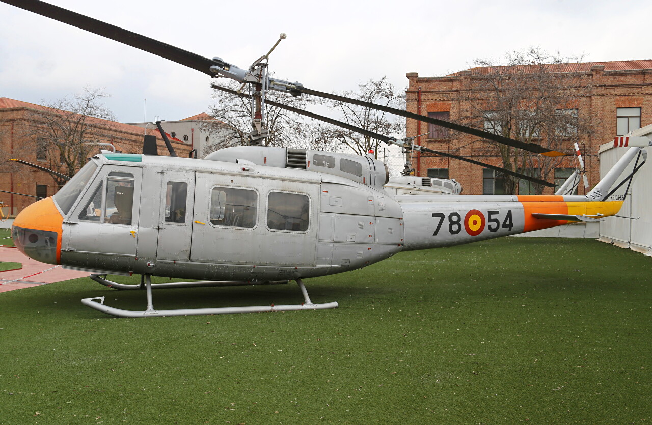 Agusta-Bell AB.205 helicopter, Madrid