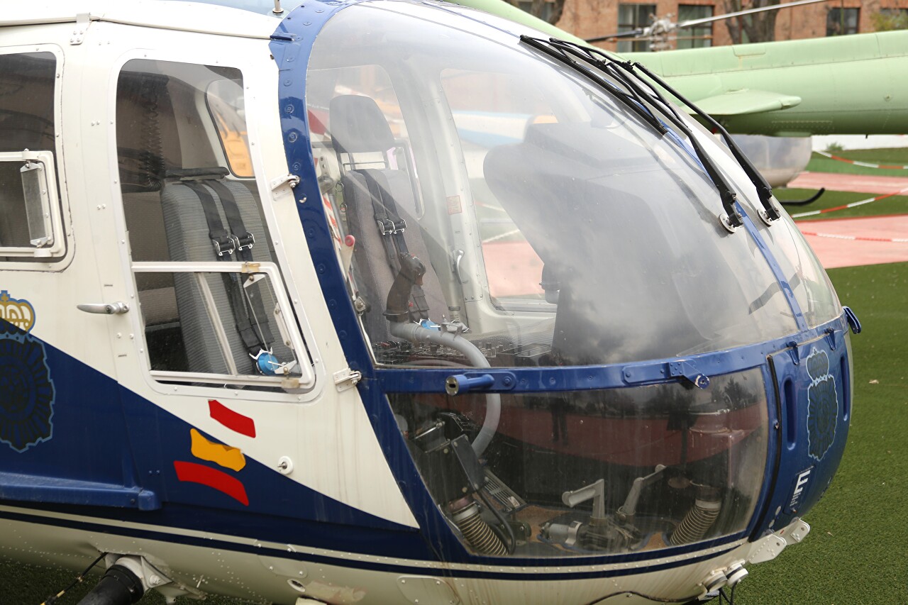 MBB Bo-105CB, police helicopter, Madrid