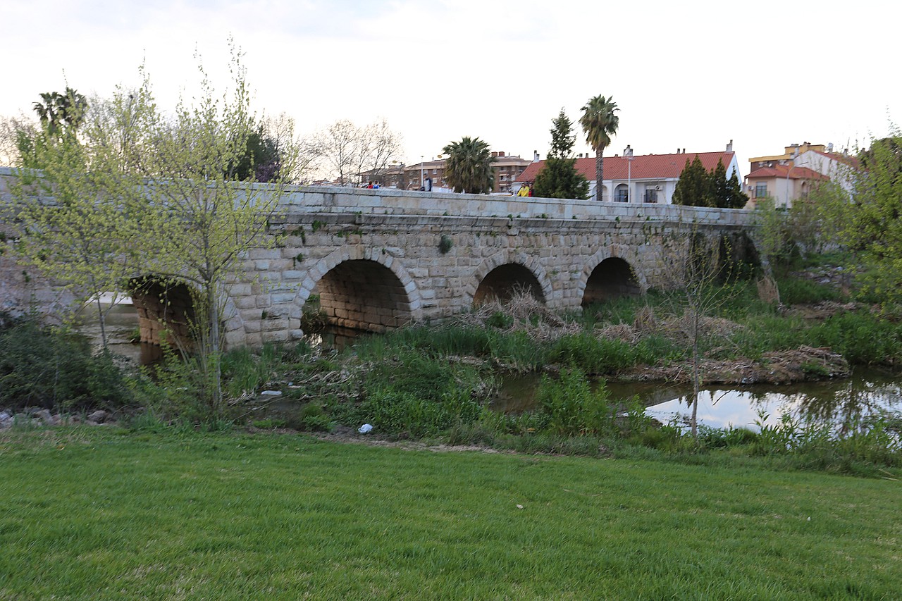 Roman bridge over Albarregas Creek, Merida