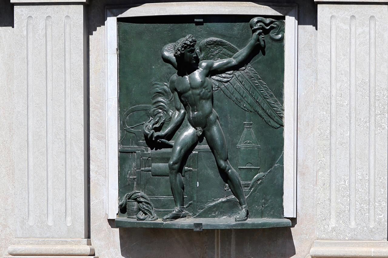 Monument to Manuel Heredia, Malaga