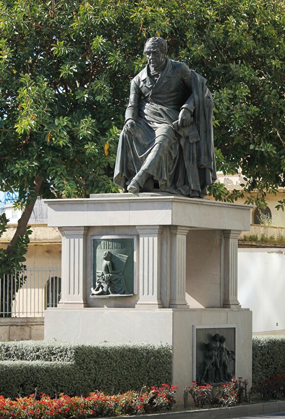 Monument to Manuel Heredia, Malaga