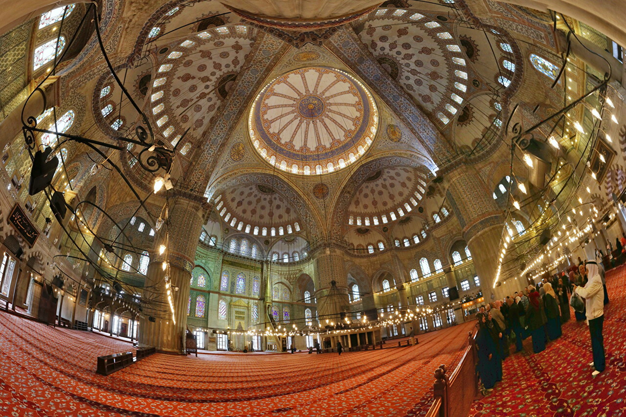 Panorama of the interior of the Blue mosque