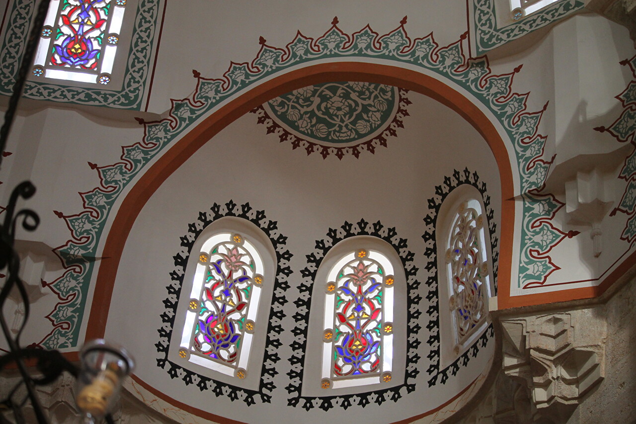 Mihrimah Sultan Camii mosque. Interiors