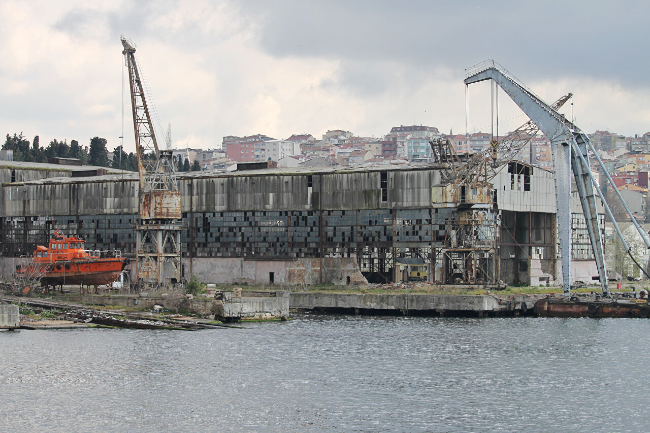 Istanbul Shipyards
