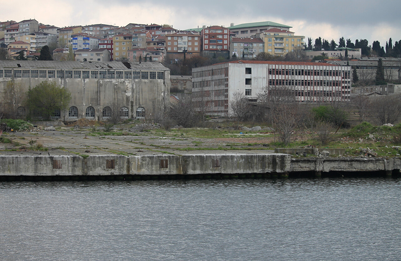 Istanbul Shipyards