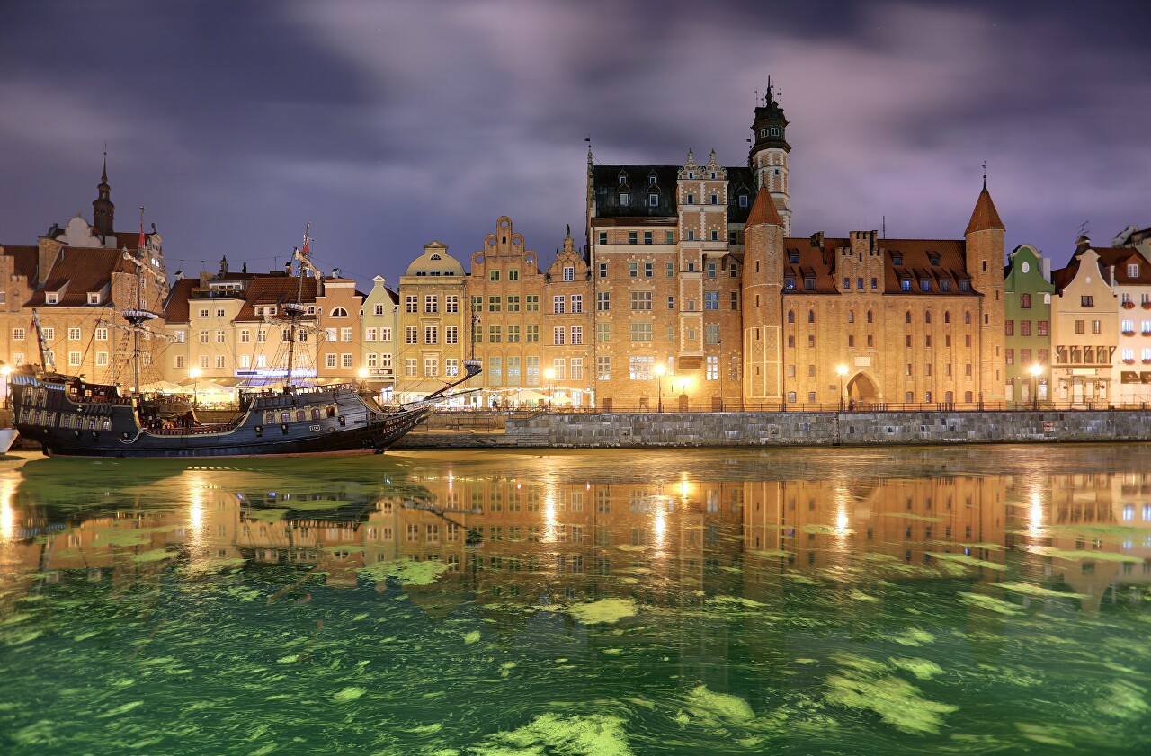 Main City at Night, Gdańsk