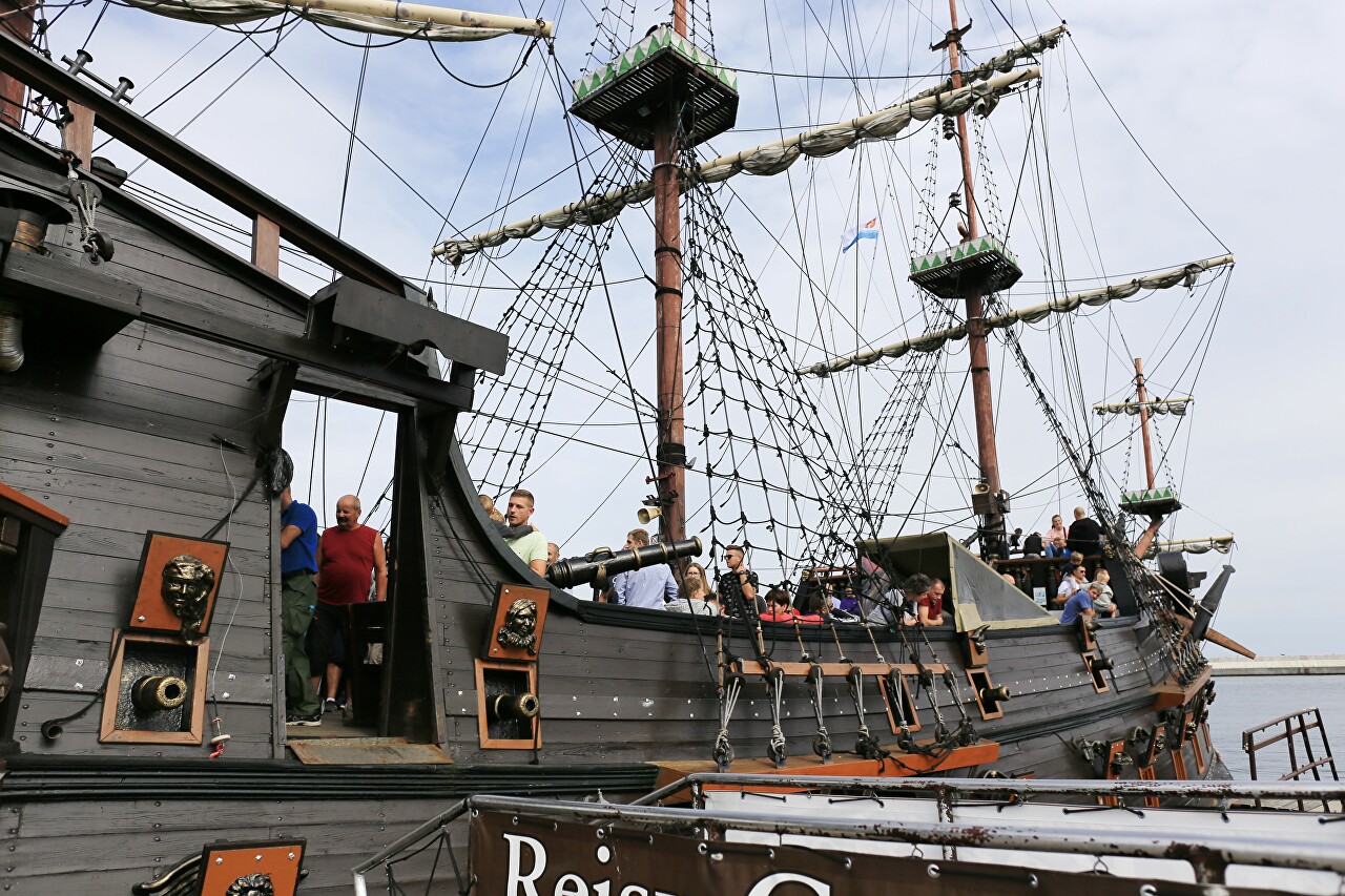 Dragon galleon, Gdynia