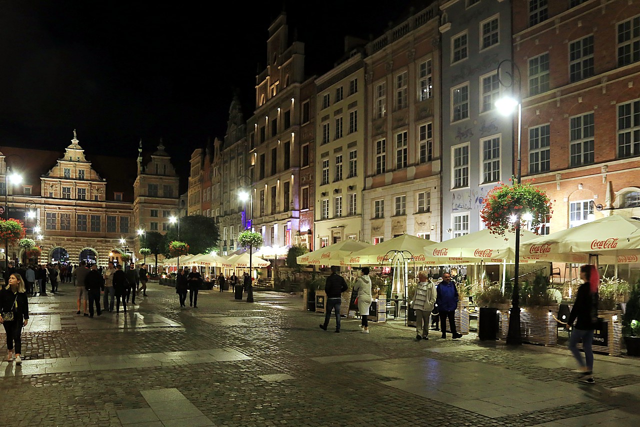 Evening Walk in Gdańsk Centre