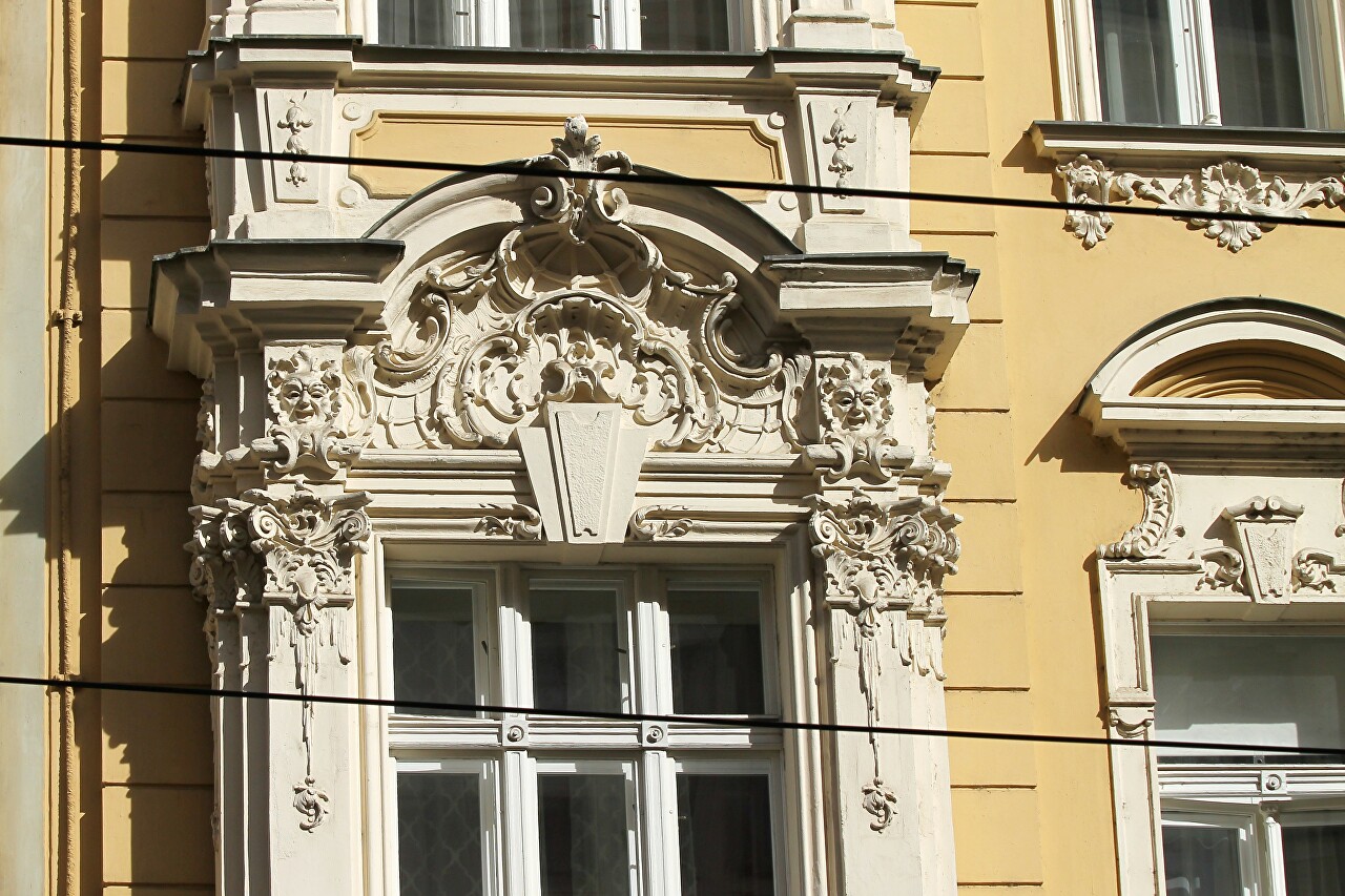 Strossmayer's square (Strossmayerovo náměstí)