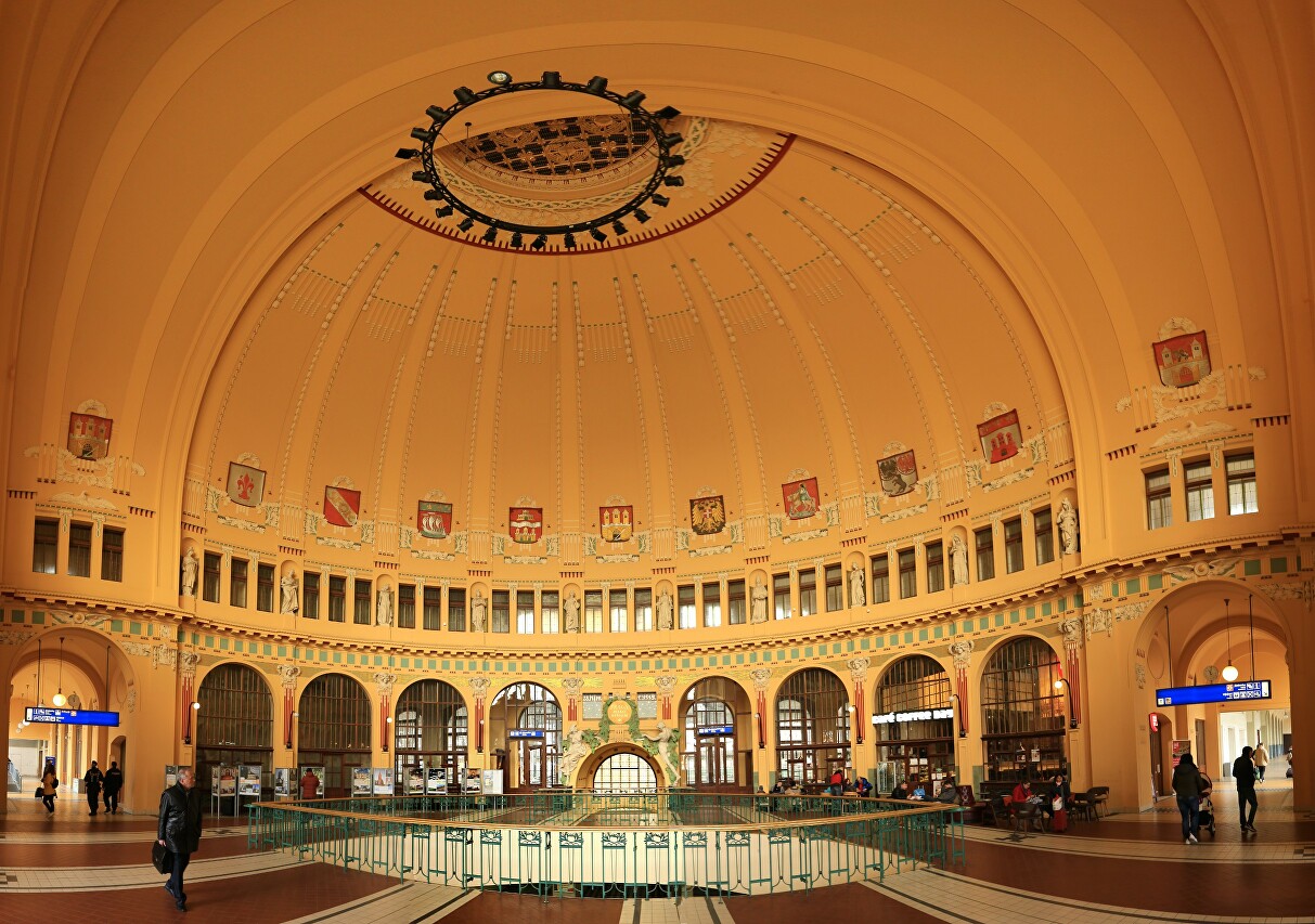 Main railway station (Hlavní nádraží)