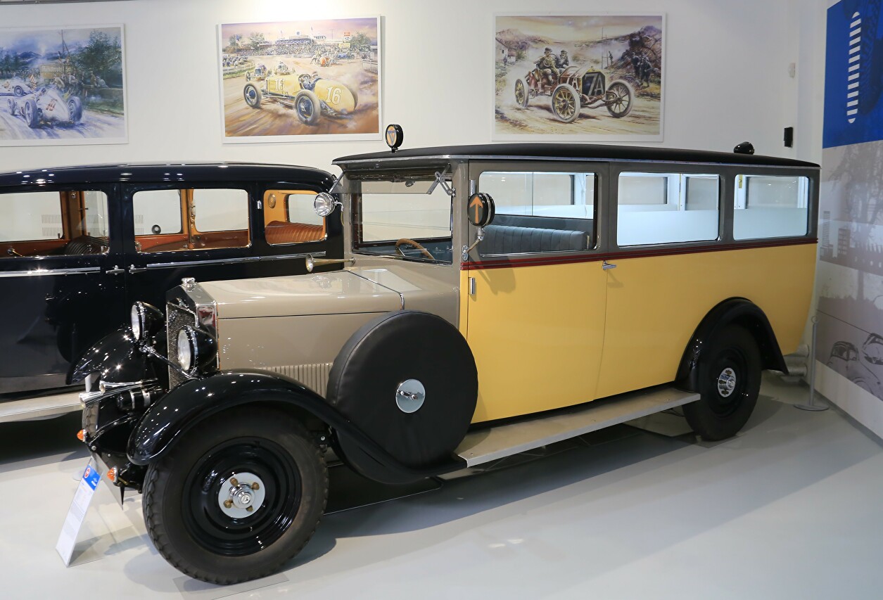 Museum of historical cars 'Veteran Arena', Olomouc