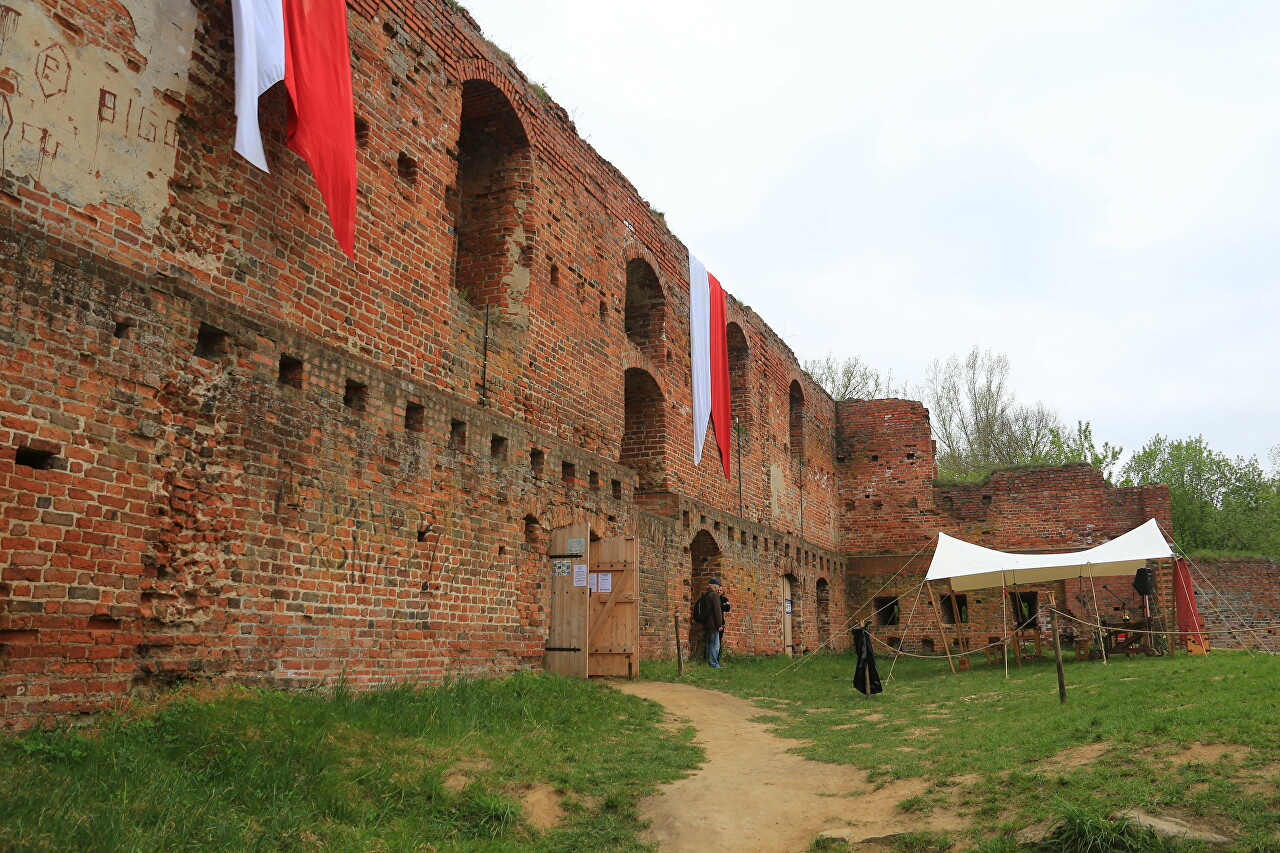 Дыбовский замок (Zamek Dybów), Торунь